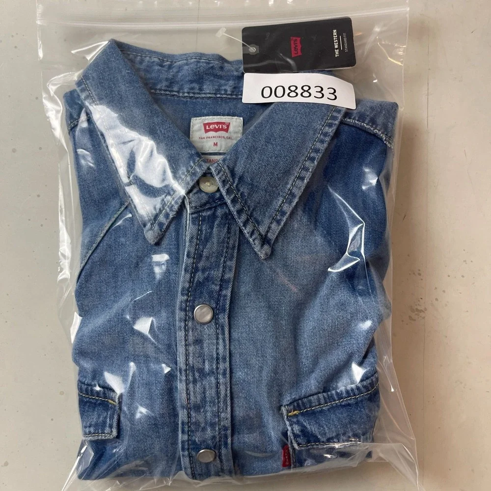 Levis Shirt Mens M Blue Western Denim Pearl Snap Yoke Cowboy Ranch Distressed